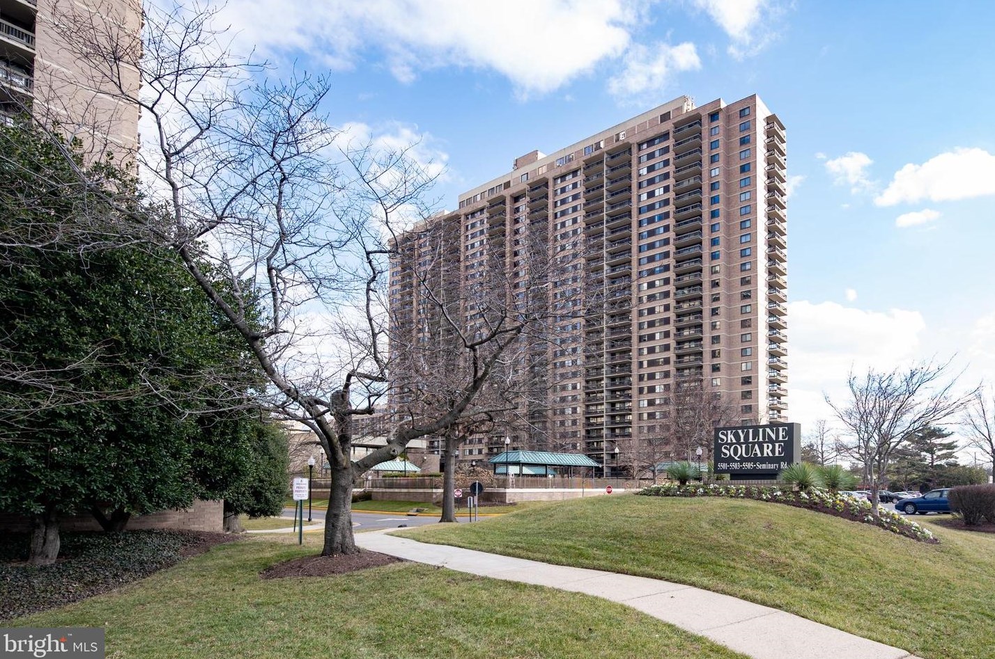 5501 Seminary Rd #113s, Falls Church, VA 22041