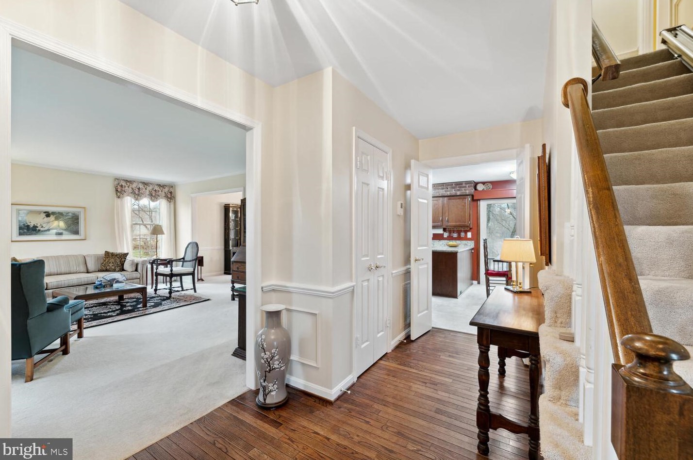 9905 Chase Hill Ct, Vienna, VA 22182-1427