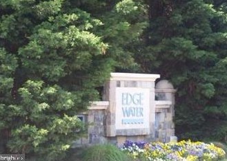 1705 Lake Shore Crest Dr Apt 34, Herndon, VA 20190