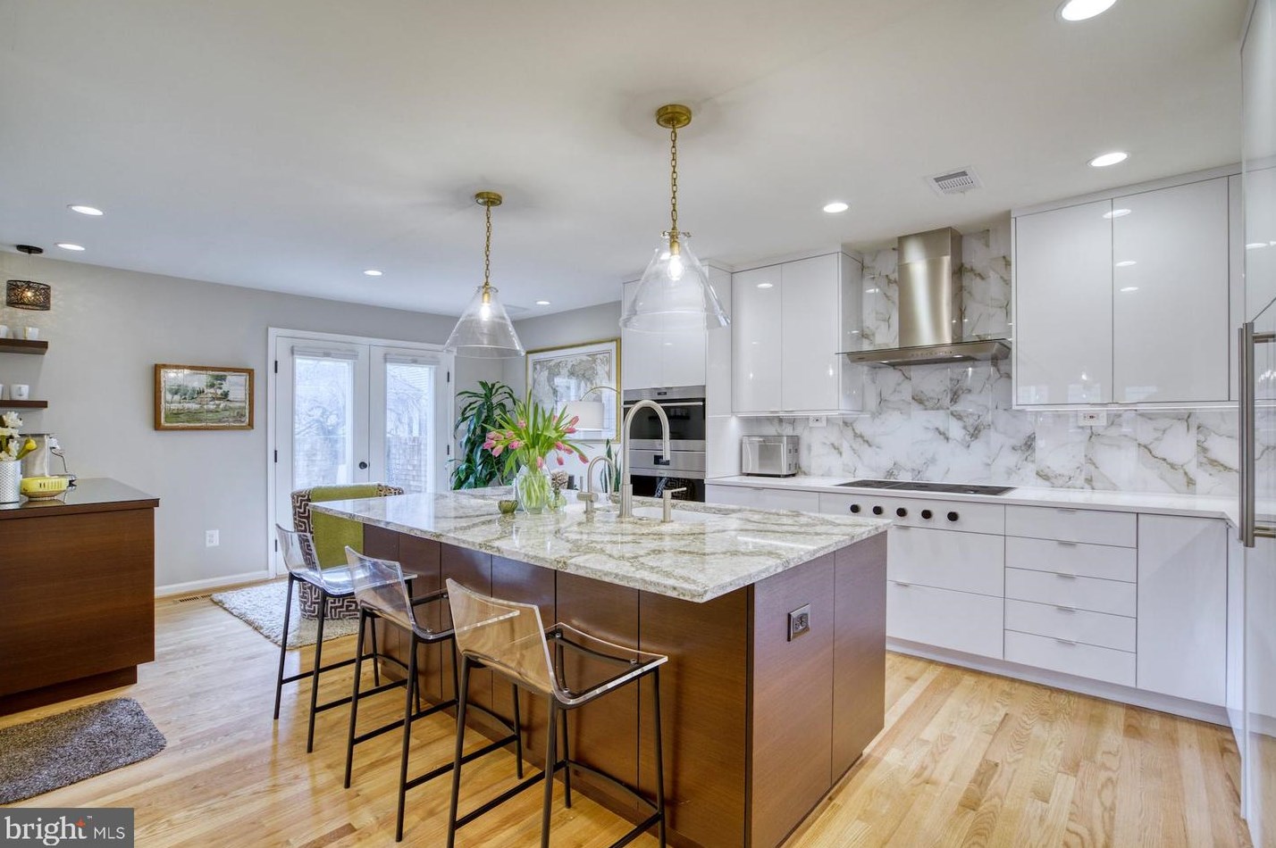10522 Elmenden Ct, Vienna, VA 22124-1734