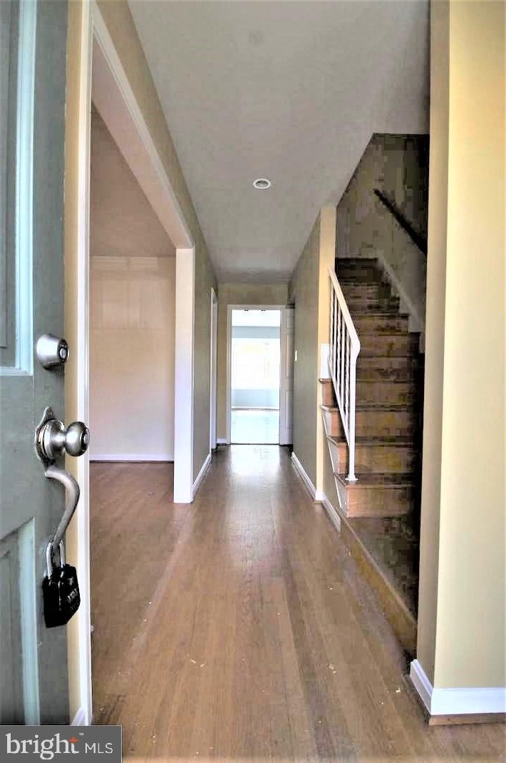 9313 Clanbrook Ct #4550, Fairfax, VA 22031