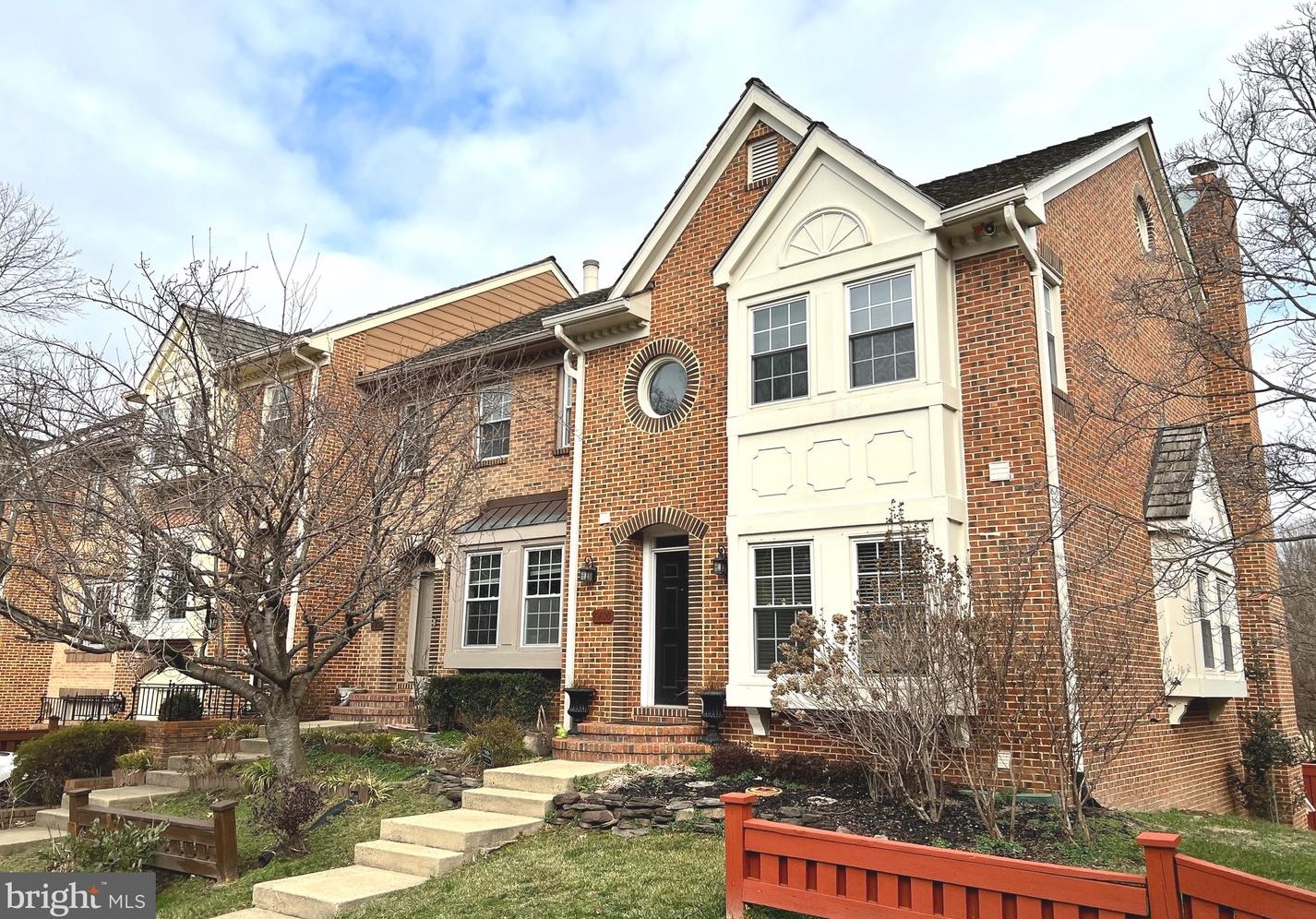 11800 Green Look Pl, Fairfax, VA 22033-2732