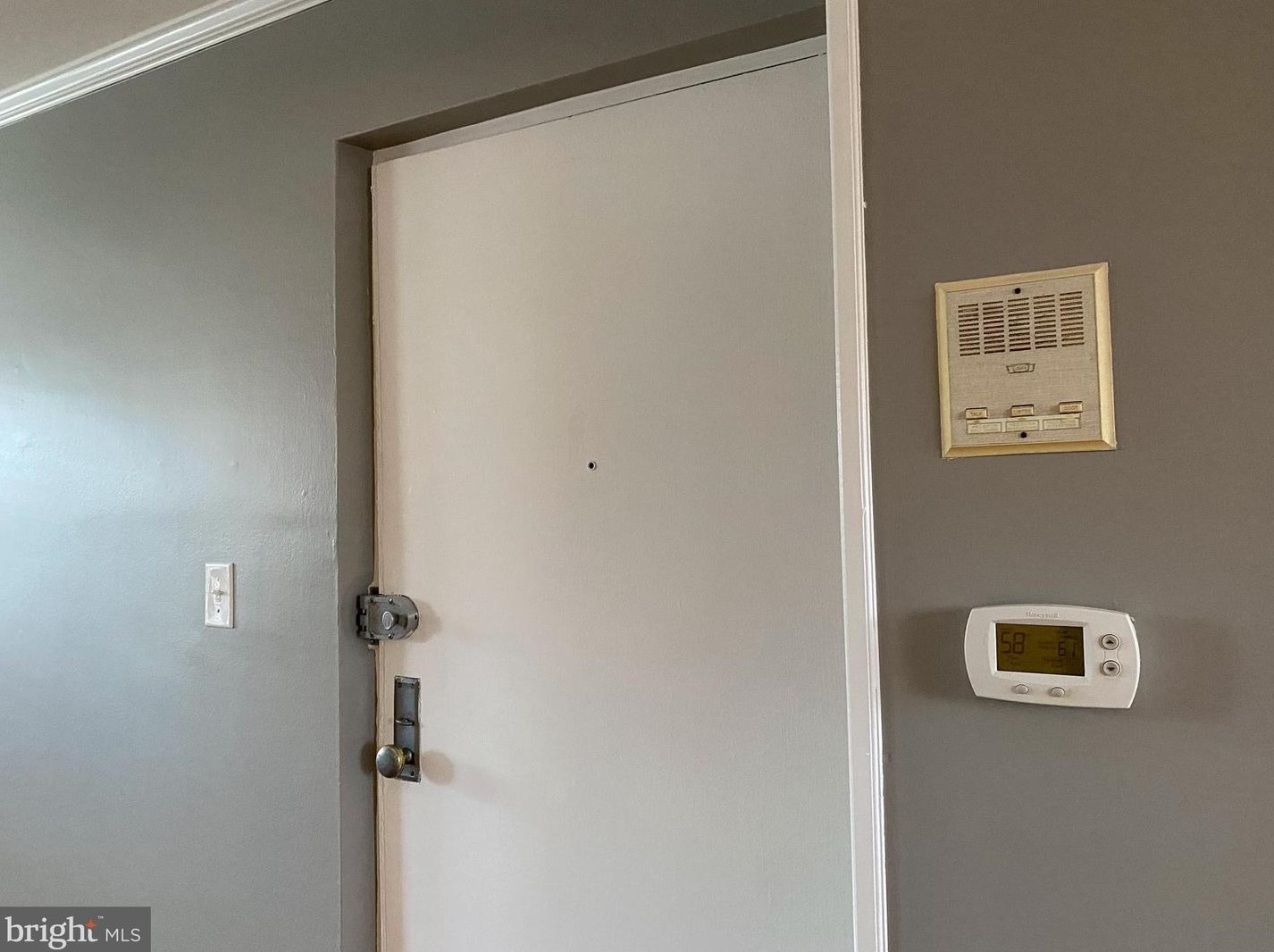 6606 10th St Apt A2, Alexandria, VA 22307