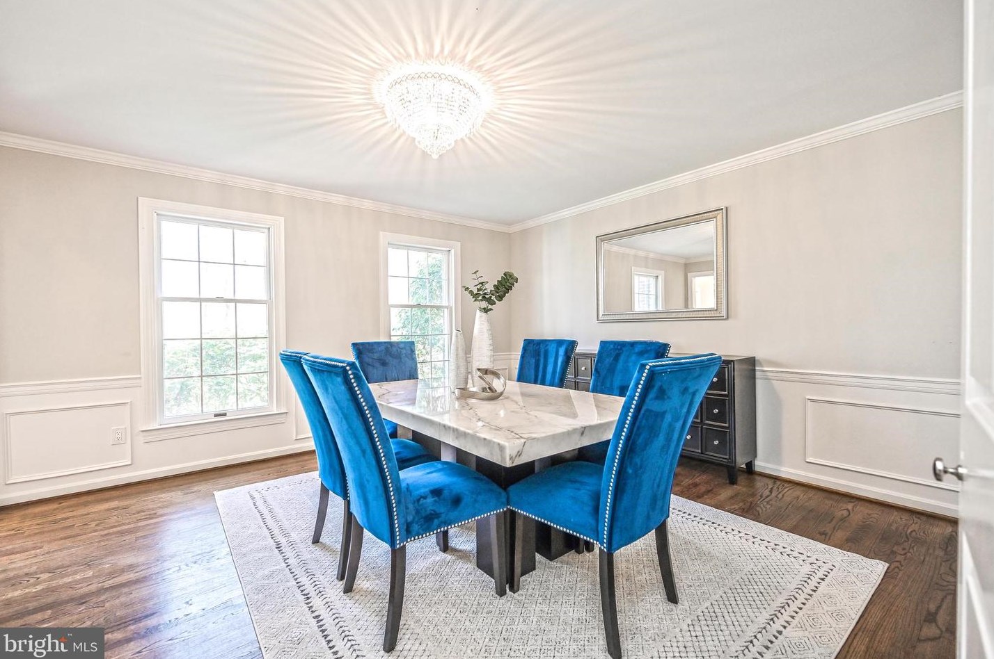 8624 Beaver Pond Ln, Fairfax VA  22039-2702 exterior