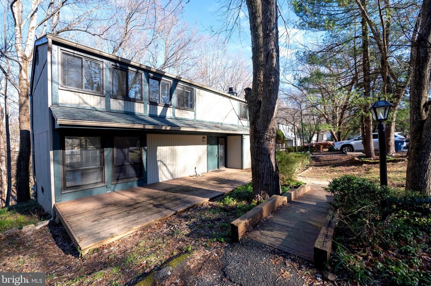 2343 Old Trail Dr #c-702, Herndon, VA 20191
