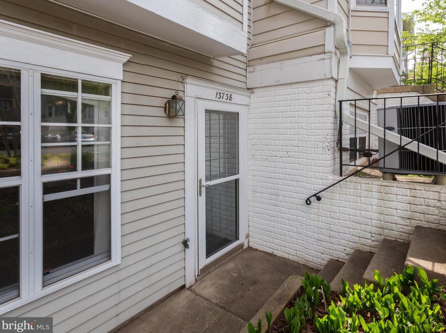 13738 Autumn Vale Ct #16f, Fairfax, VA 20151