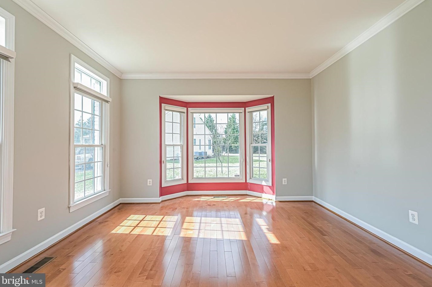 14612 Cedar Knoll Dr, Centreville VA  20120-2895 exterior