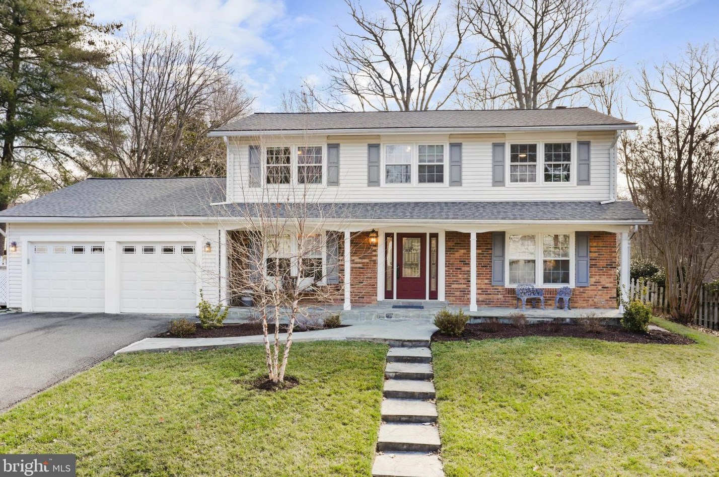 7119 Red Horse Tavern Ln, Springfield, VA 22153