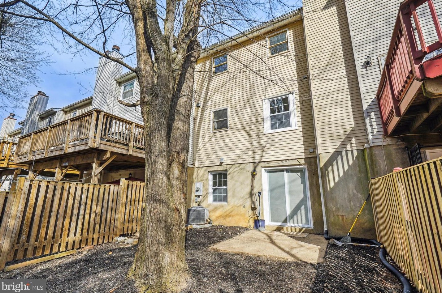 3092 Southern Elm Ct, Fairfax, VA 22031