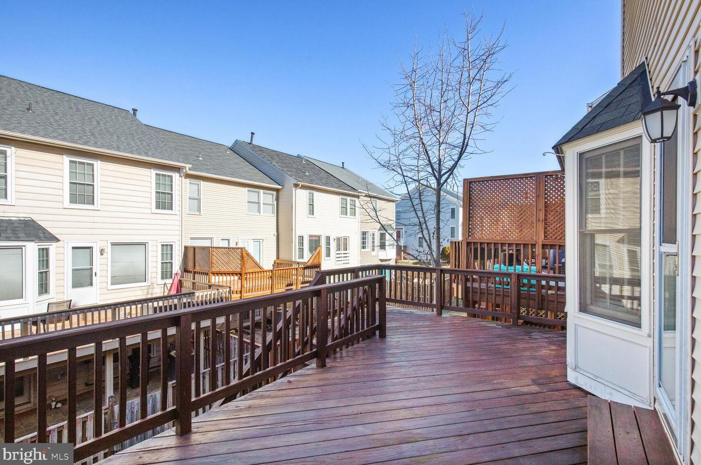 6306 Musket Ball Dr, Centreville VA  20121-2381 exterior