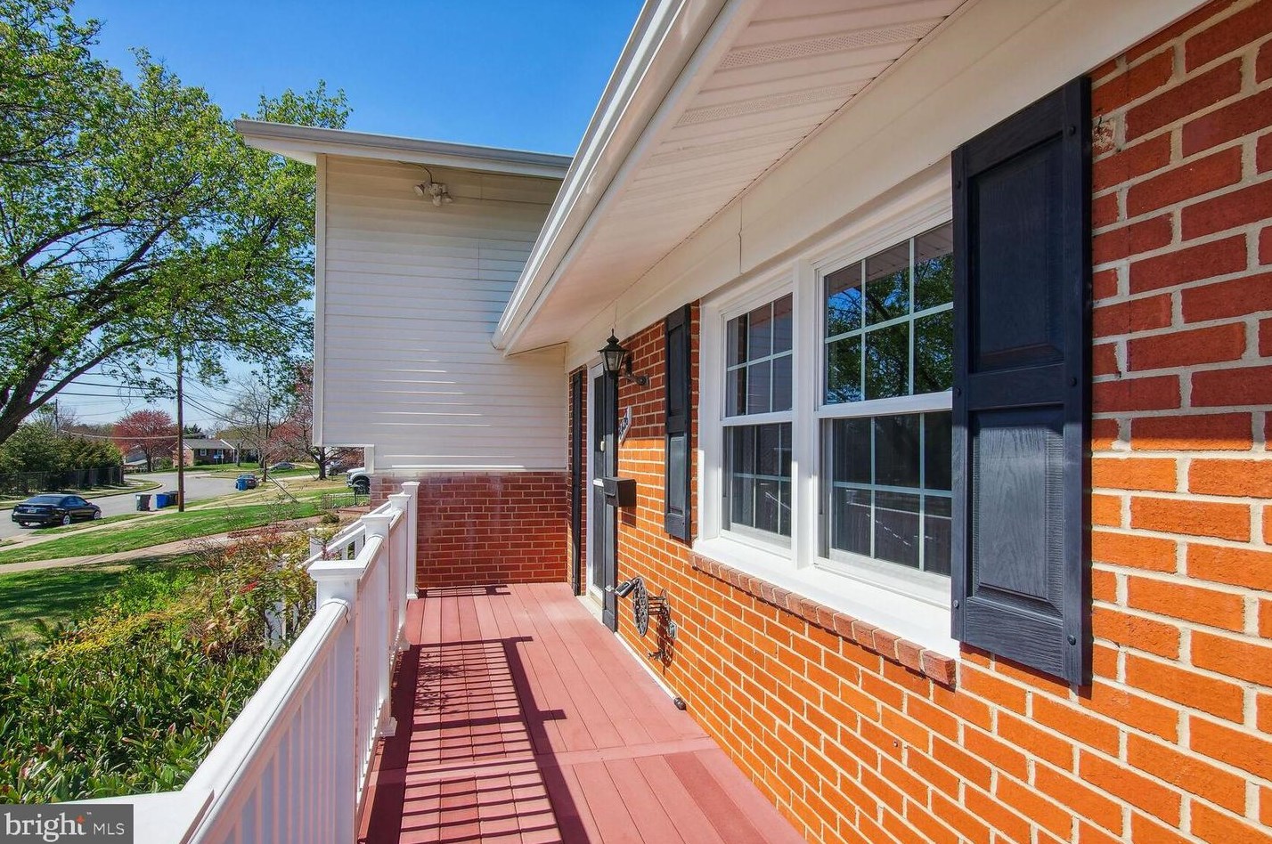 6426 Meriwether Ln, Springfield, VA 22150-1304