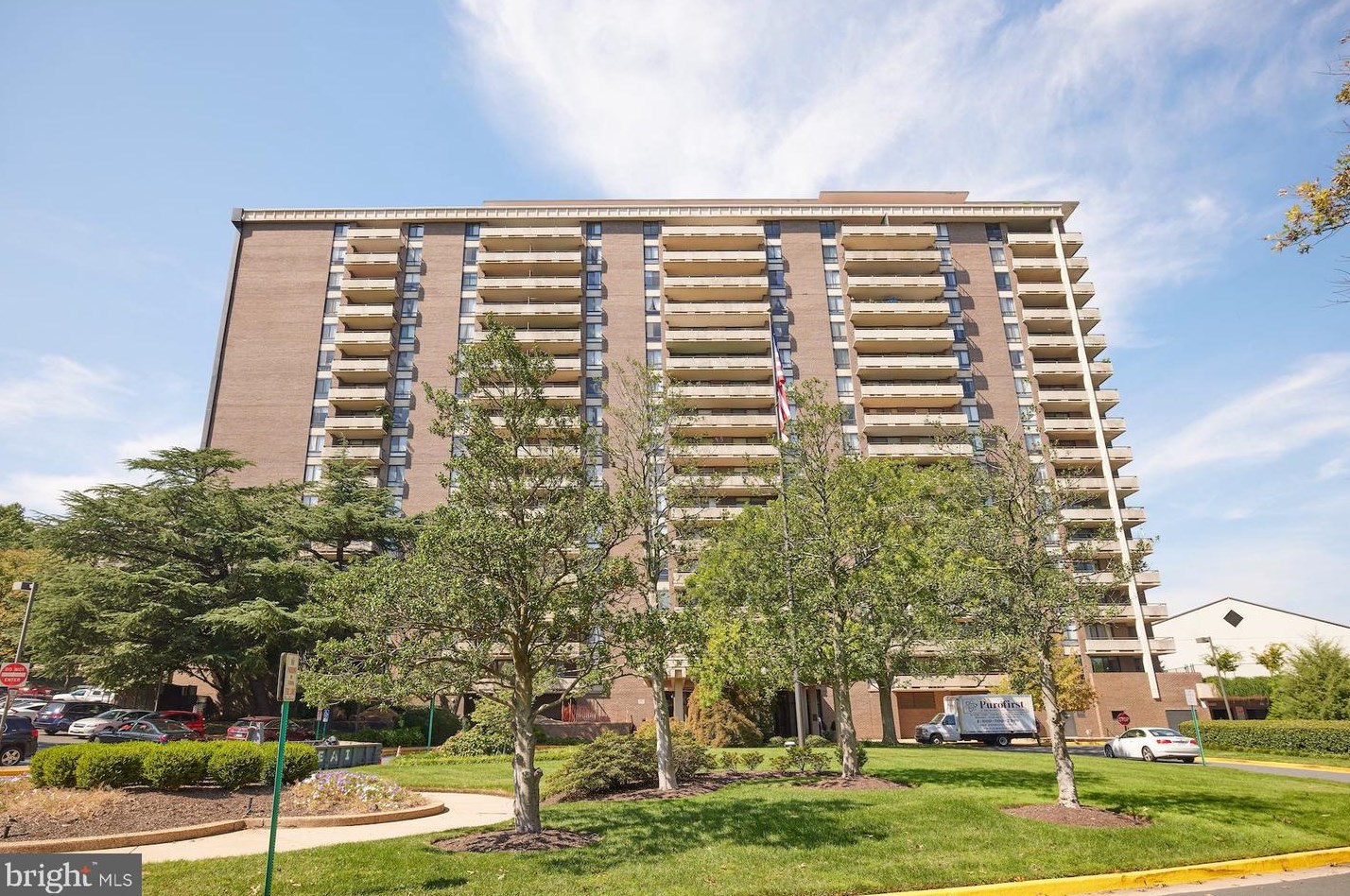 1800 Old Meadow Rd #411, Mc Lean, VA 22102