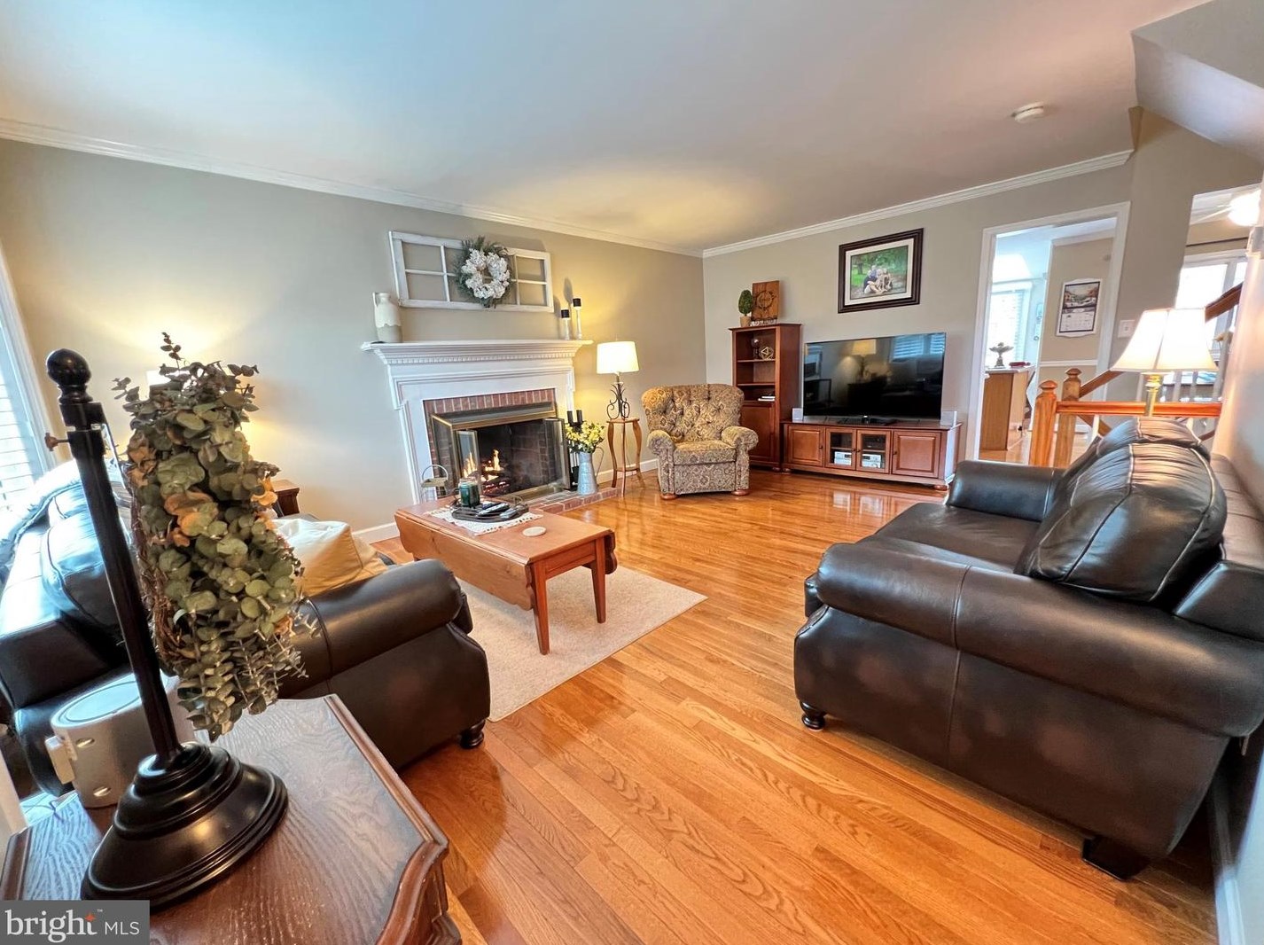 6094 Clay Spur Ct, Centreville, VA 20121-3057