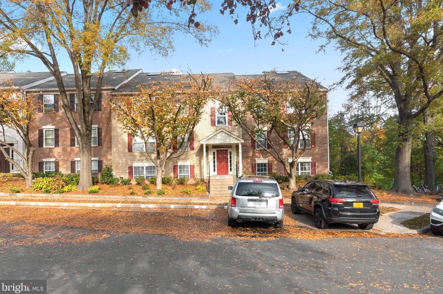 3804 Green Ridge Ct #102, Fairfax, VA 22033