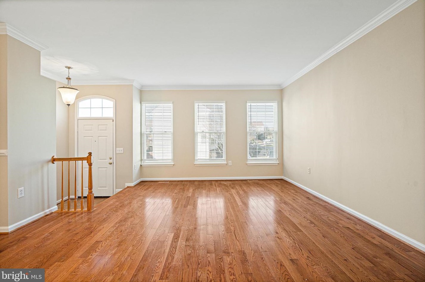 14604 Indian Summer Ct, Centreville, VA 20120