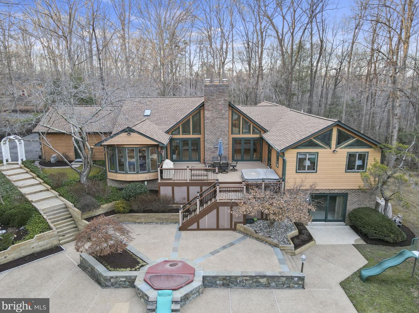 10721 Sandy Run Trl, Fairfax, VA 22039-2430
