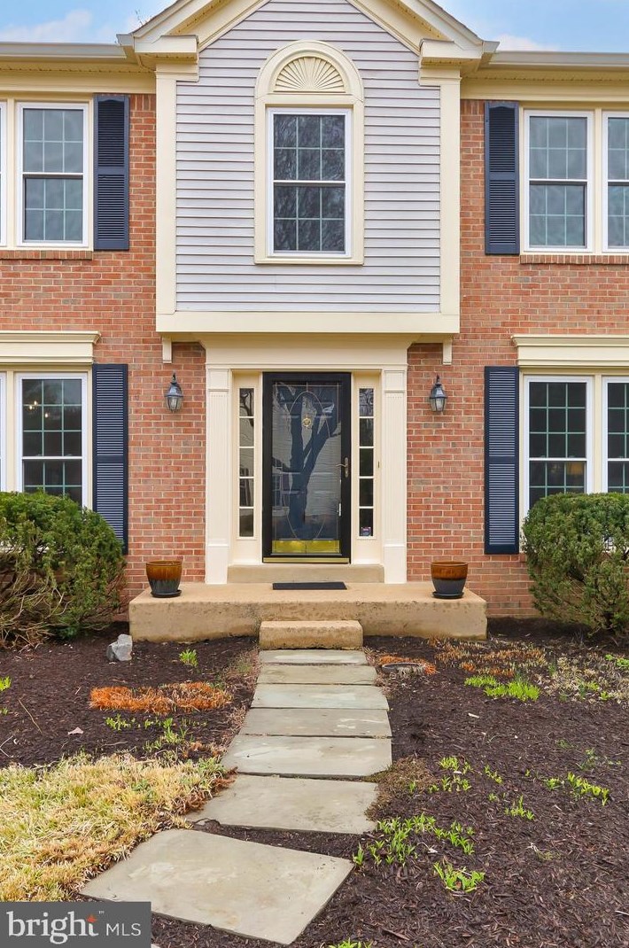 13135 New Parkland Dr, Herndon, VA 20171