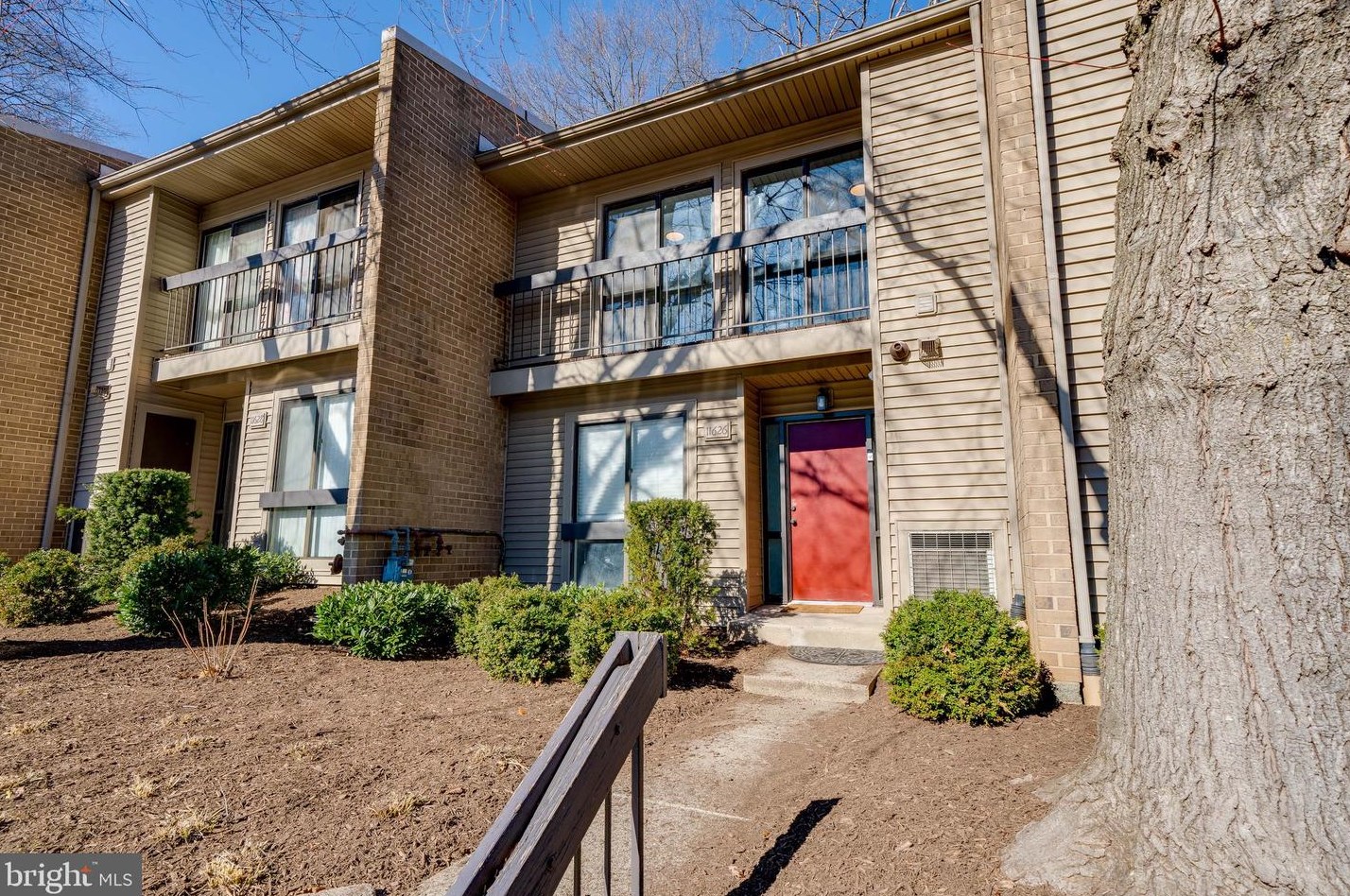 11626 Ivystone Ct #3b1, Herndon, VA 20191