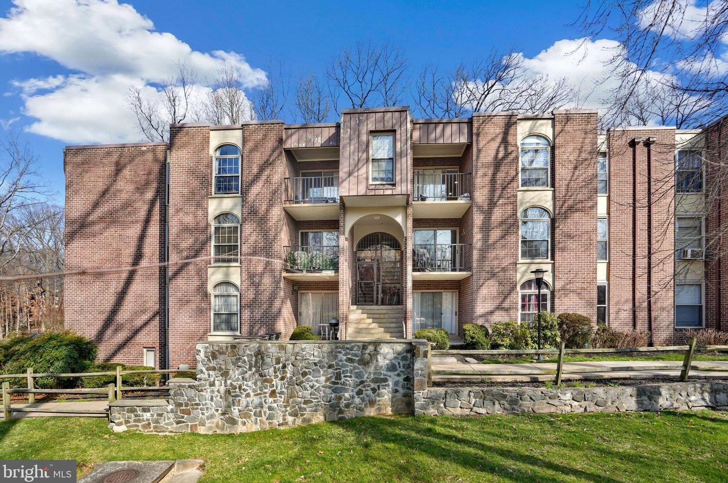 8306 Tobin Rd #23, Annandale, VA 22003