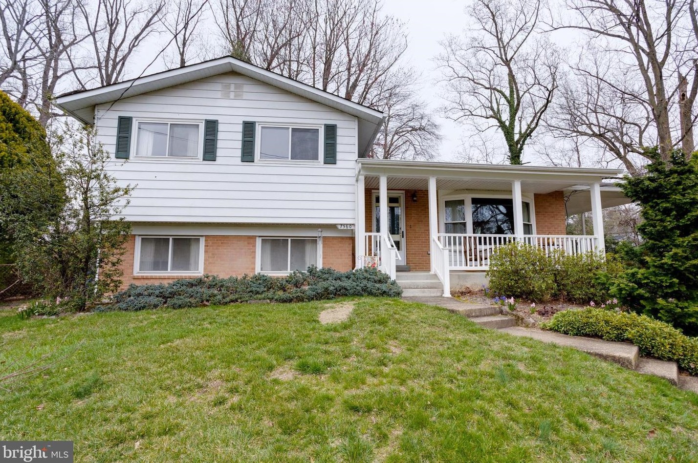7560 Weyburn Ct, Annandale, VA 22003