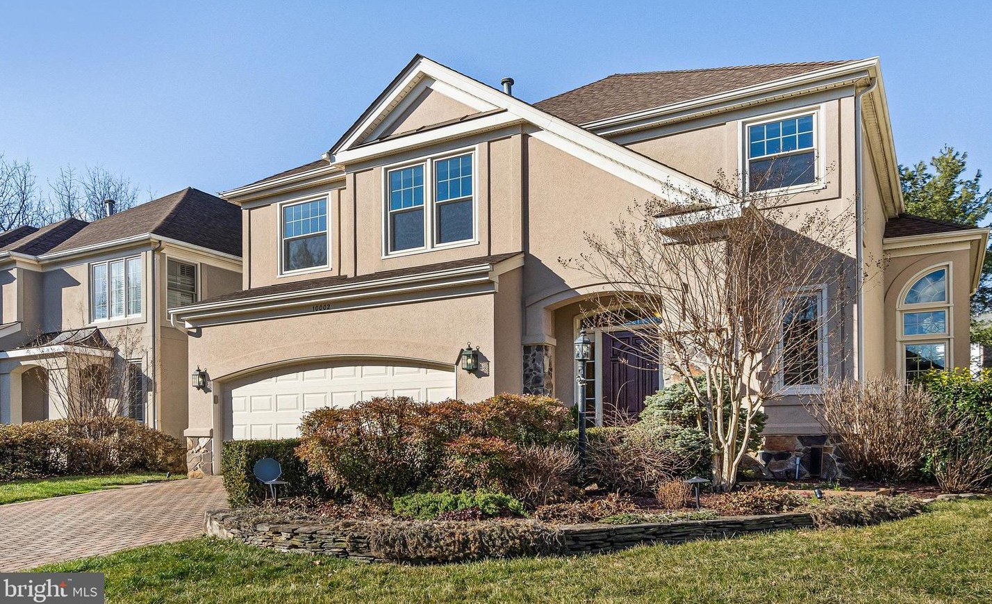 10002 Donal Ln, Vienna, VA 22181-5918