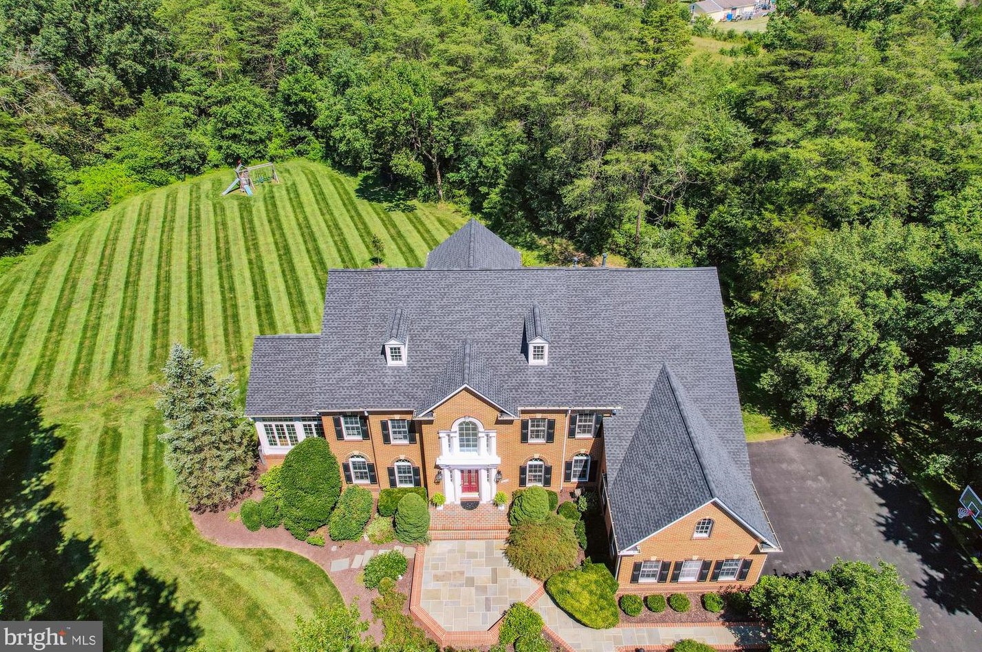 15022 Starry Night Ln, Centreville, VA 20120-1247