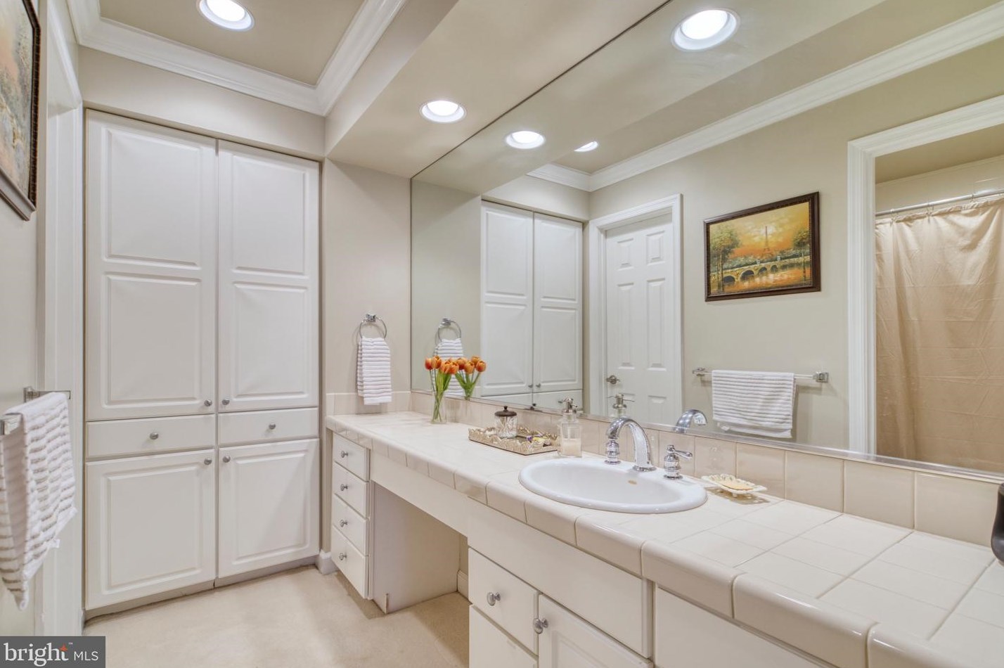 9701 Chilcott Manor Way, Vienna VA  22181-5400 exterior