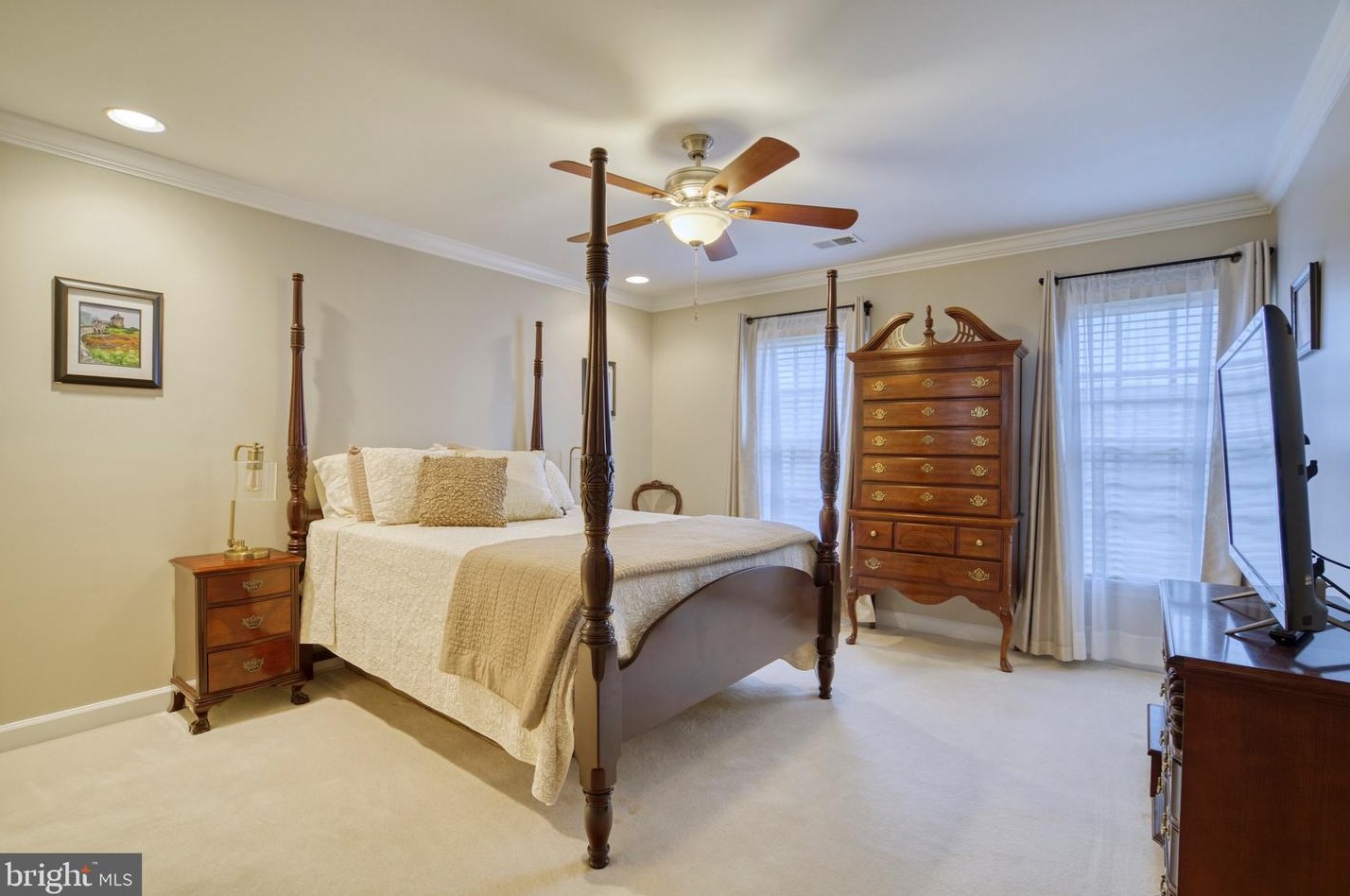 9701 Chilcott Manor Way, Vienna VA  22181-5400 exterior