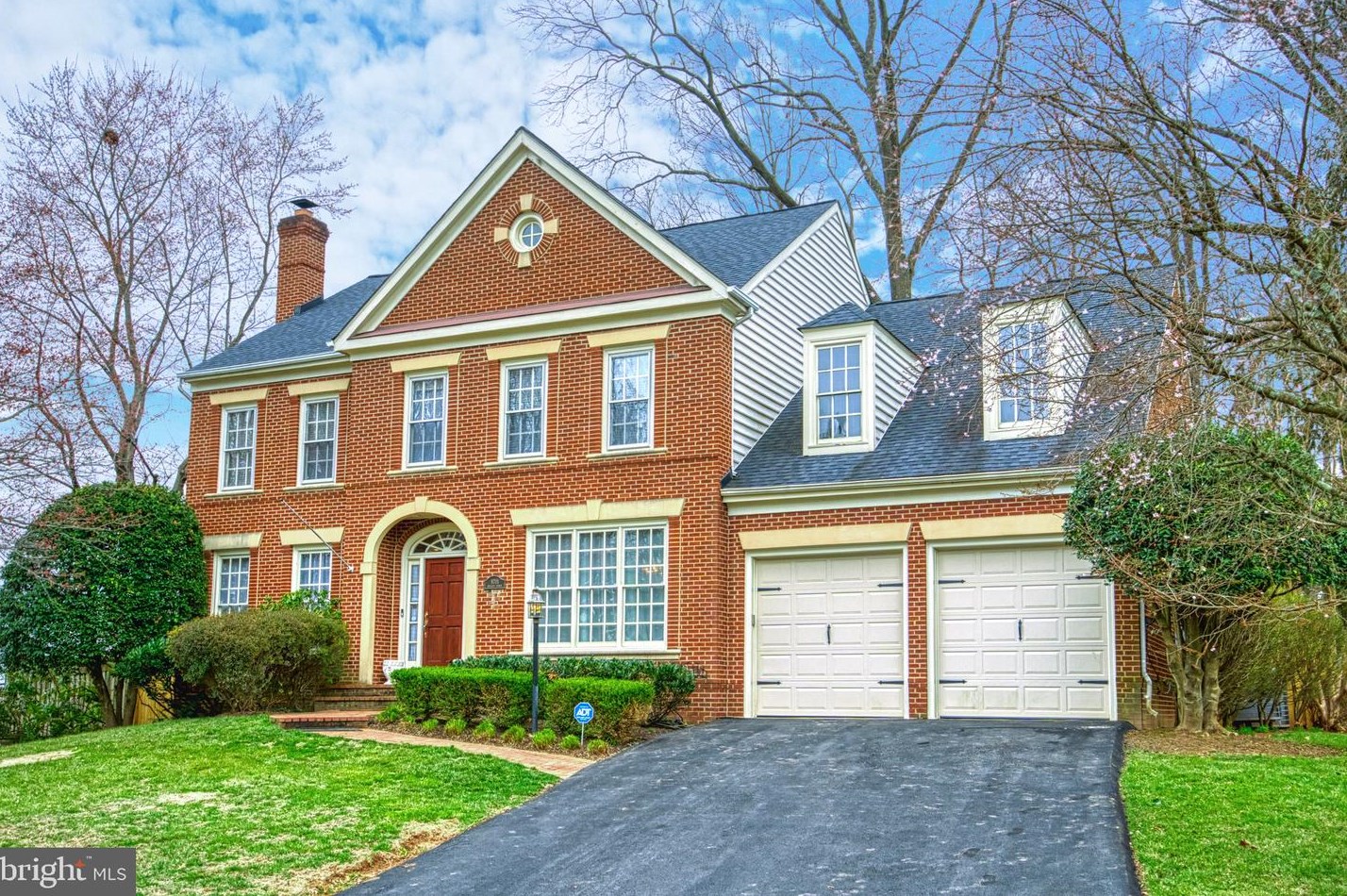 9701 Chilcott Manor Way, Vienna VA  22181-5400 exterior