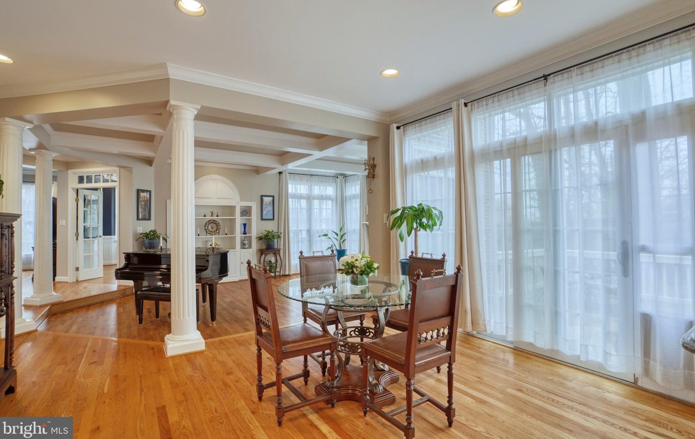 9701 Chilcott Manor Way, Vienna VA  22181-5400 exterior