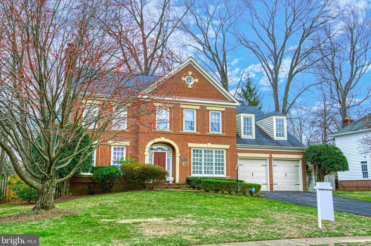 9701 Chilcott Manor Way, Vienna, VA 22181