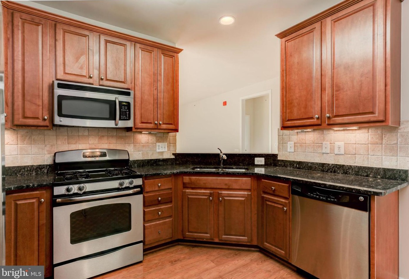 8425 Peace Lily Ct #411, Lorton, VA 22079