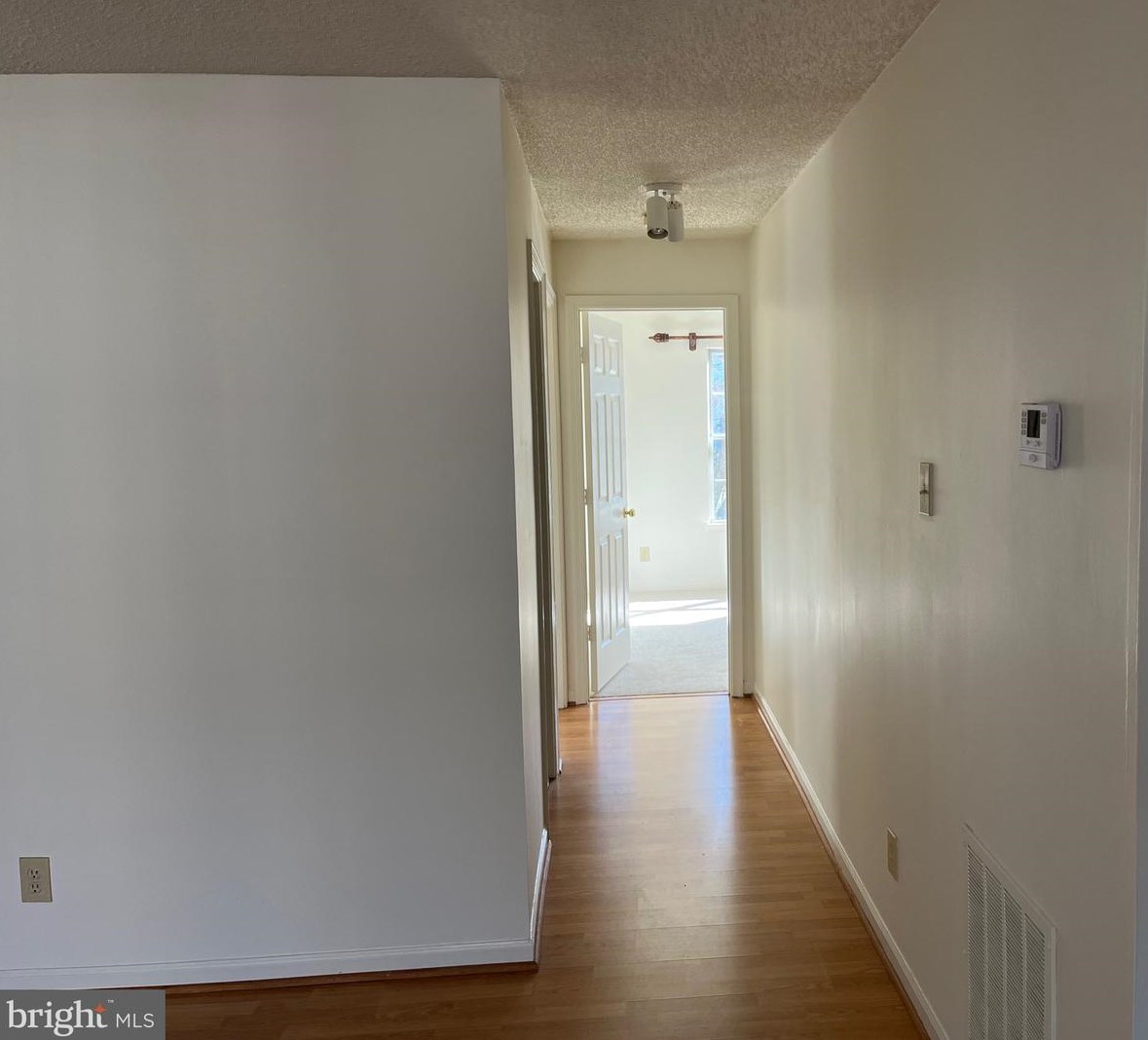 3806 Green Ridge Ct Apt 201, Fairfax, VA 22033