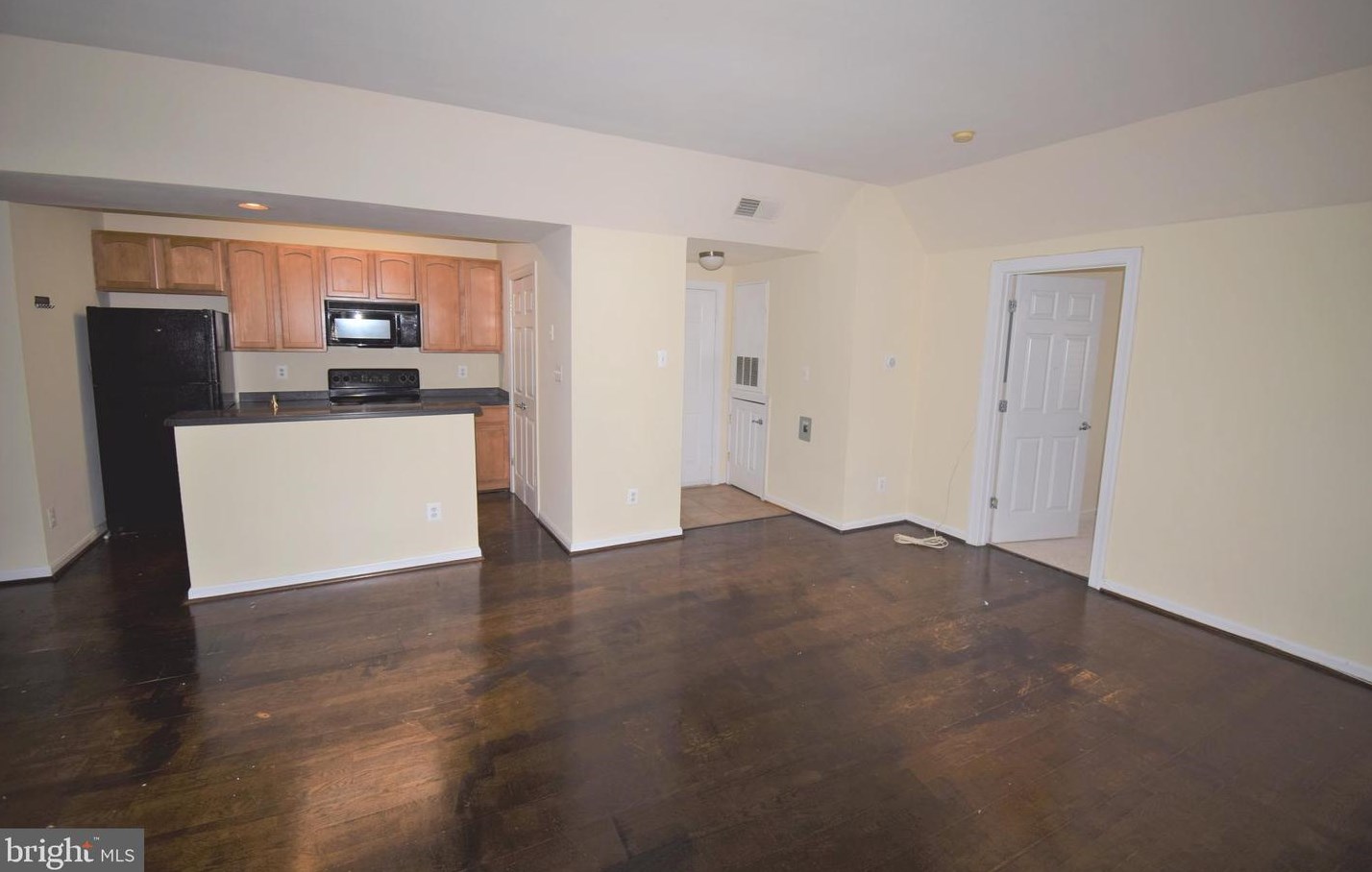 12153 Penderview Ln #2001, Fairfax, VA 22033