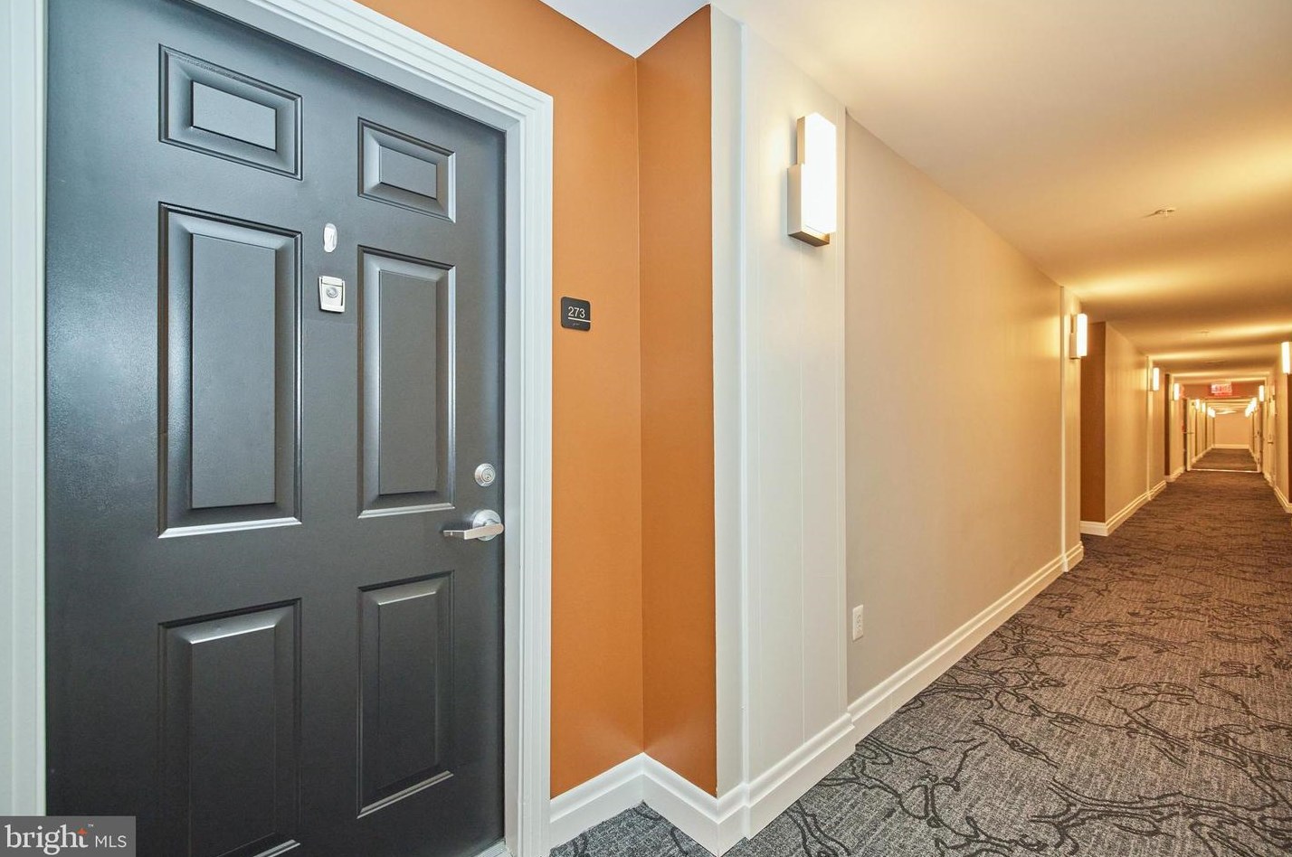 12001 Market St #273, Herndon, VA 20190