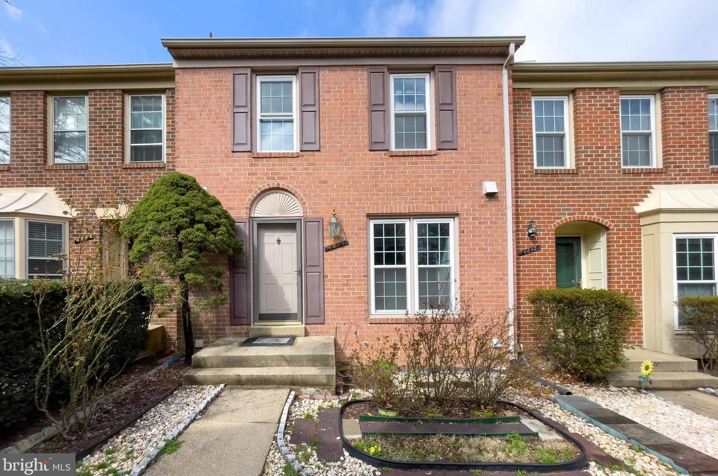 4844 Treasure Ct, Fairfax, VA 22032