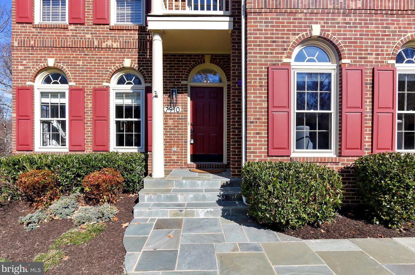7910 Deerlee Dr, Springfield, VA 22153