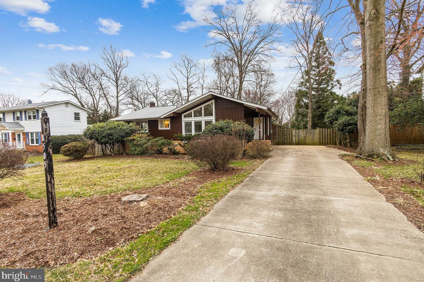 8505 Cottage St, Vienna, VA 22180