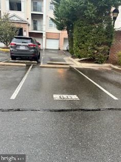 12124 Garden Ridge Ln #404, Fairfax, VA 22030