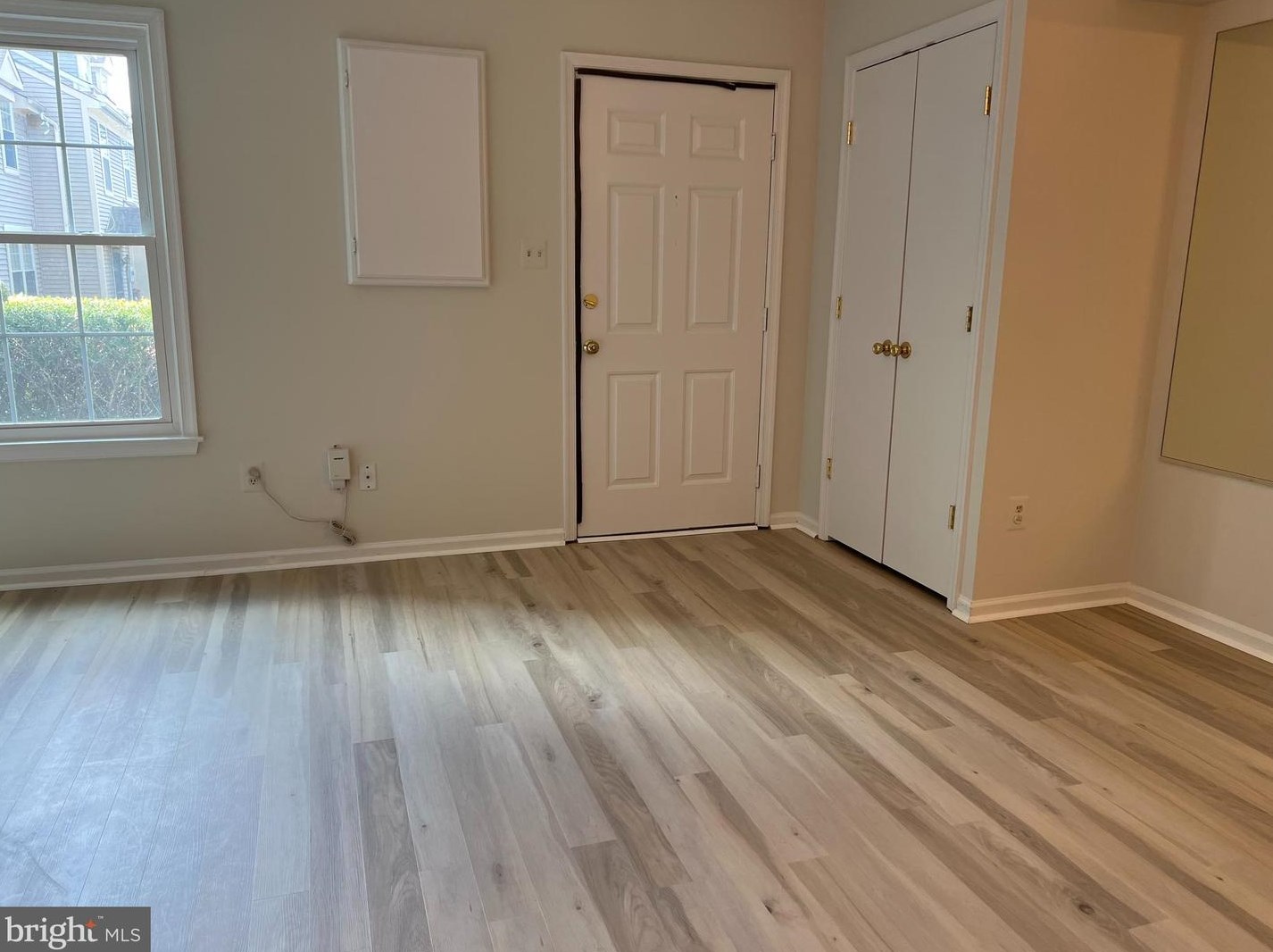 6015 Netherton St, Centreville, VA 20120