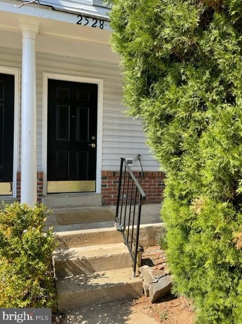 2528 Peter Jefferson Ln, Herndon, VA 20171