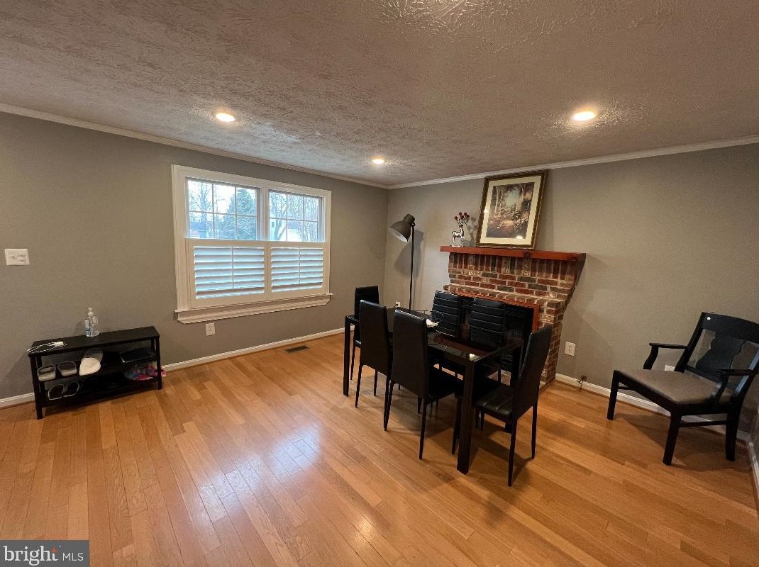 4515 Cub Run Rd, Fairfax, VA 20151