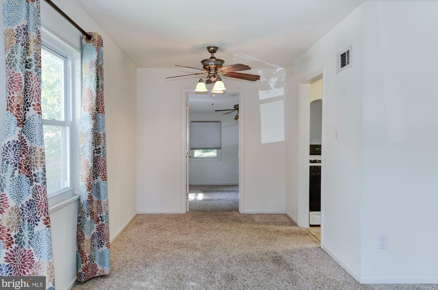 7343 Howard Ct, Falls Church, VA 22043