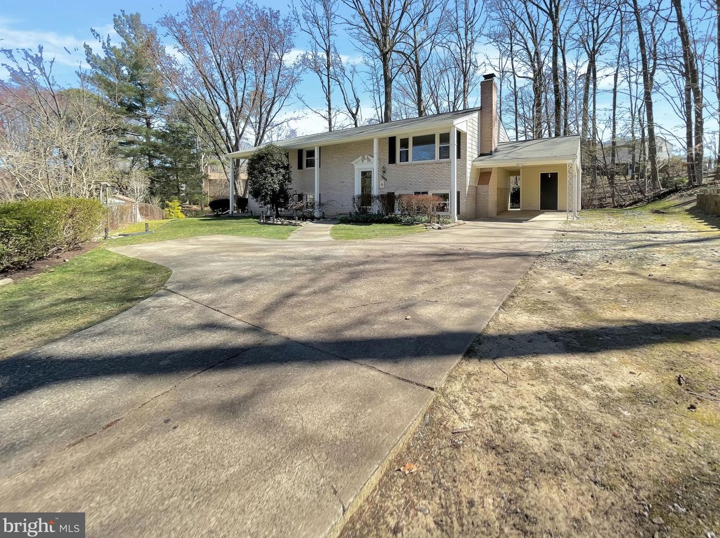 9121 Andromeda Dr, Springfield, VA 22015