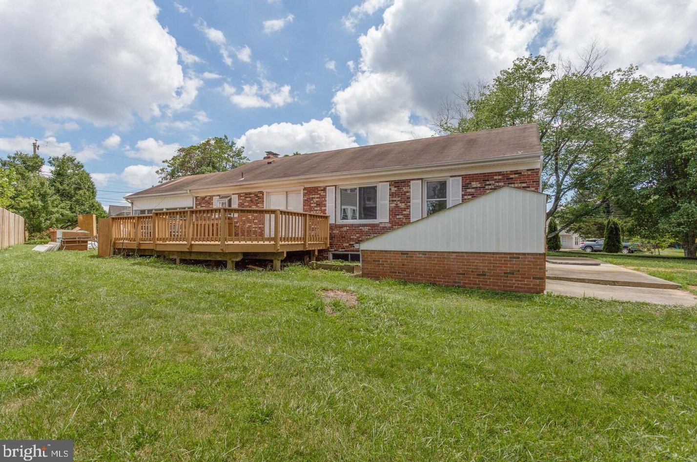 10724 Marlborough Rd, Fairfax, VA 22032