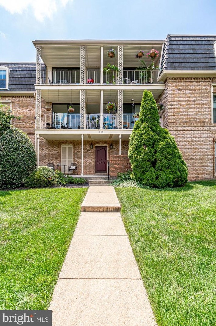 3113 Patrick Henry #533, Falls Church, VA 22044