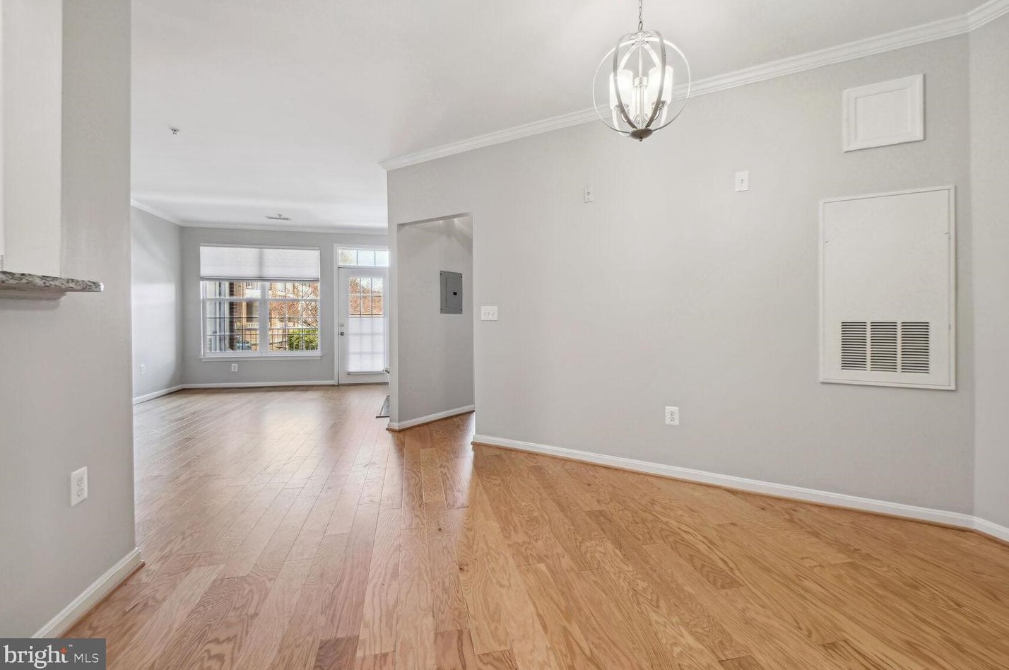 2720 Bellforest Ct #103, Vienna, VA 22180