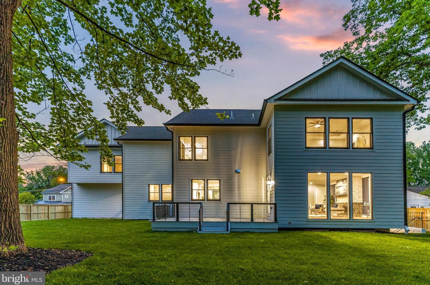 103 Yeonas Dr, Vienna VA  22180-6556 exterior