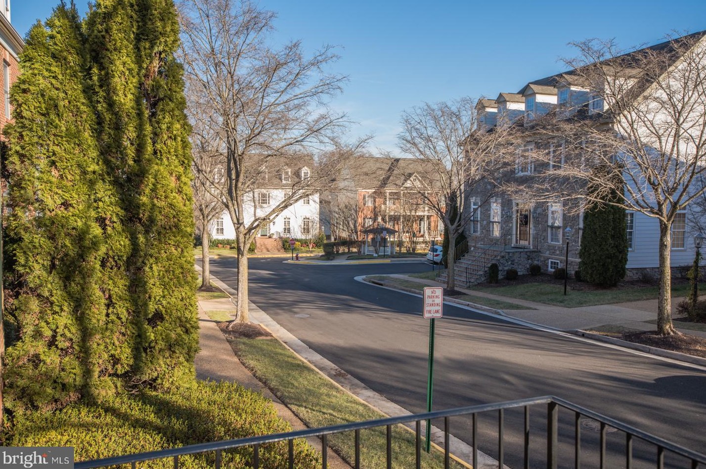 2978 Trousseau Ln, Vienna, VA 22124