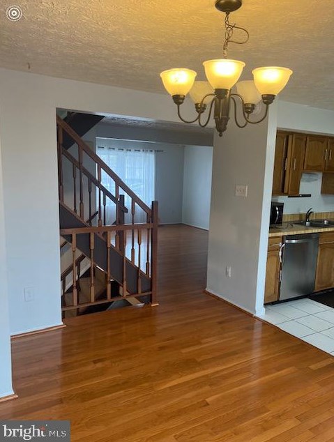 8202 Burning Forest Ct, Springfield, VA 22153